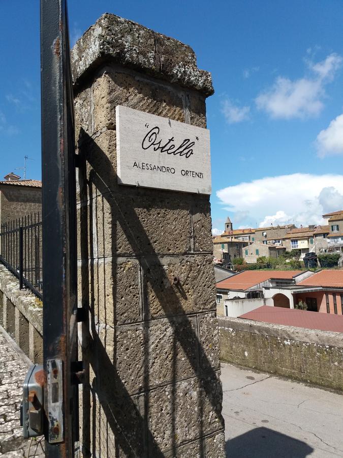 Ostello Ortensi Farnese Exterior photo